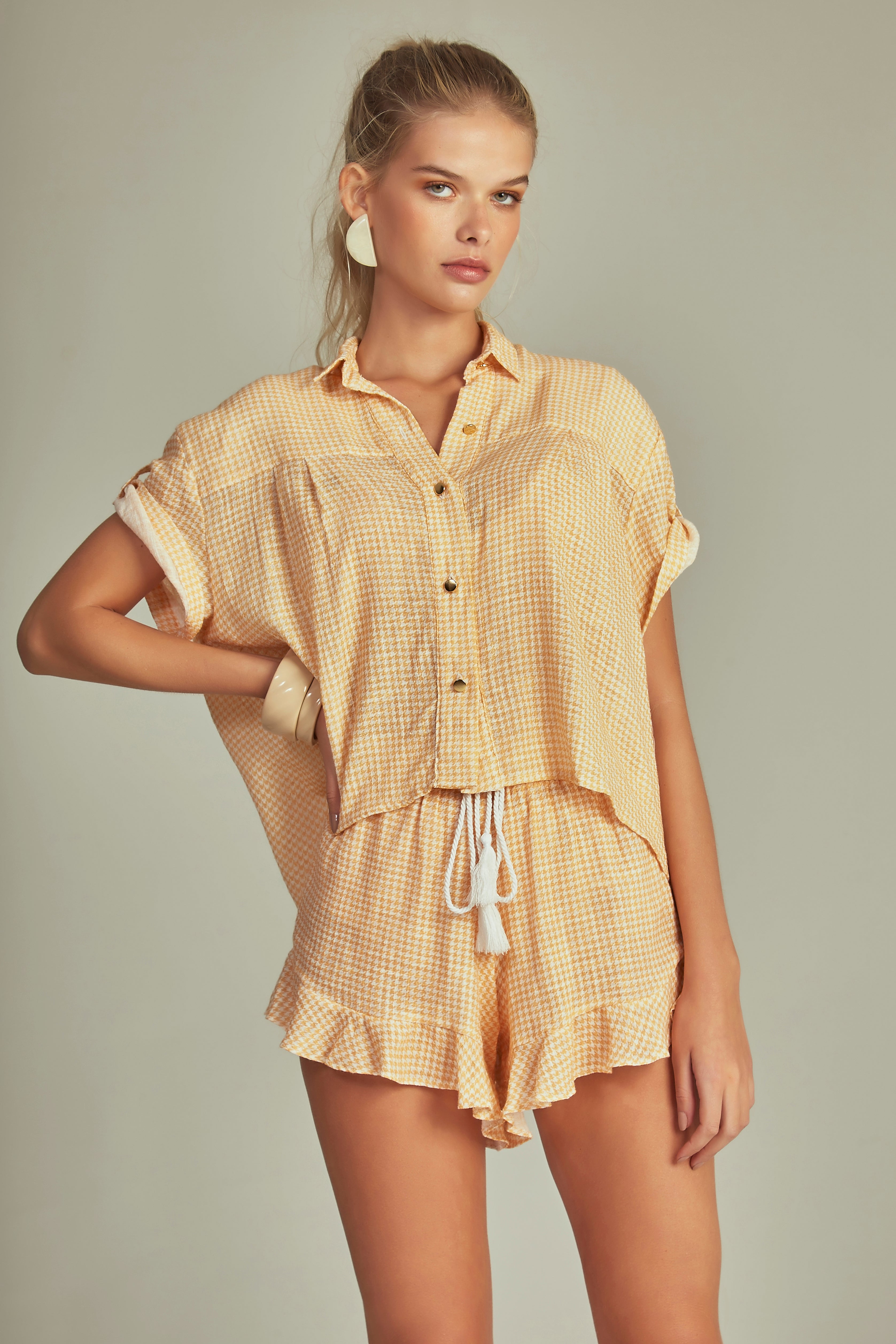 Shorts Ruffle Estampa Pied de Poule - Empress Brasil Moda Praia de